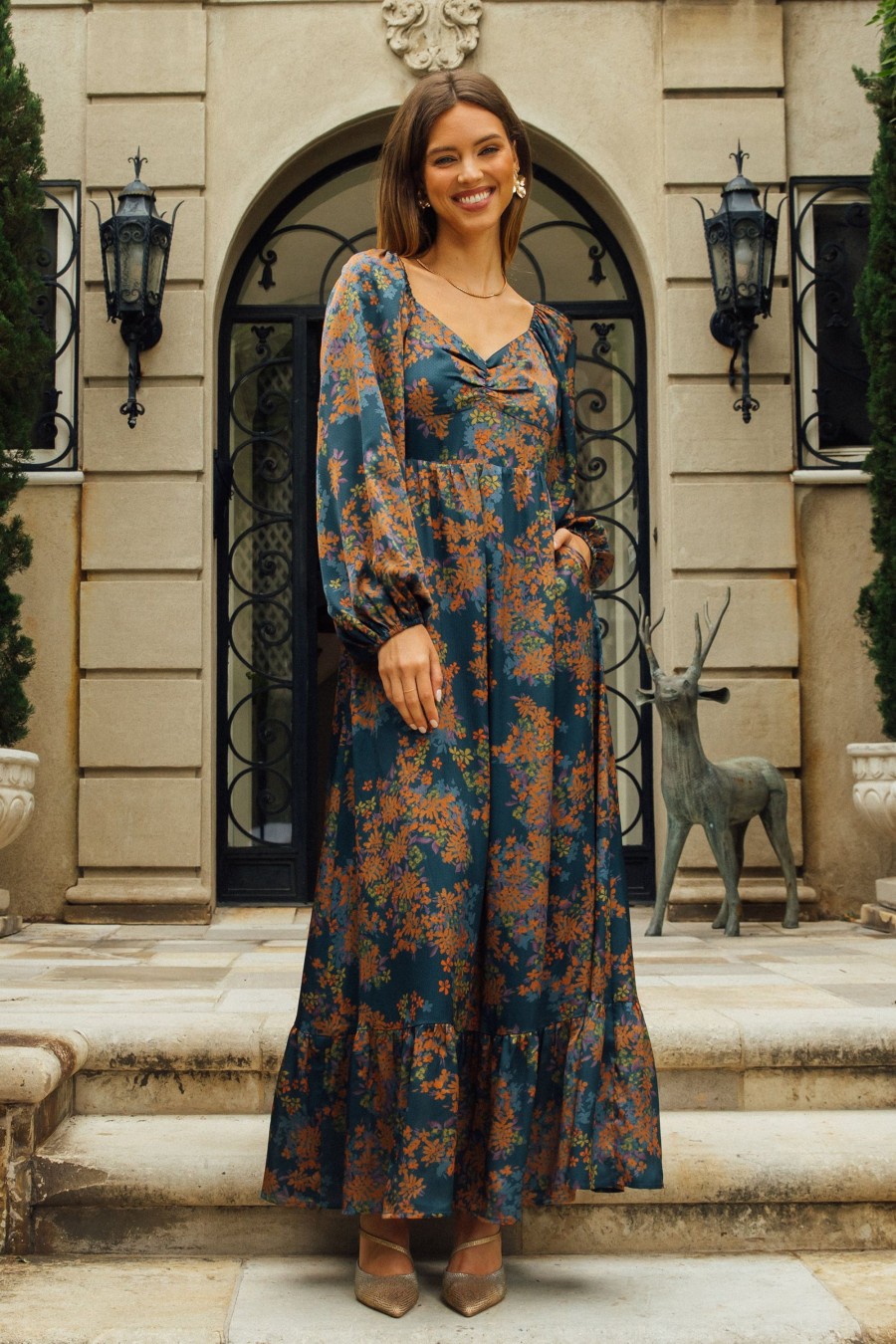 Women Skyes Are Blue Maxi Dresses | Sweetheart Neckline Longsleeve Maxi Dress