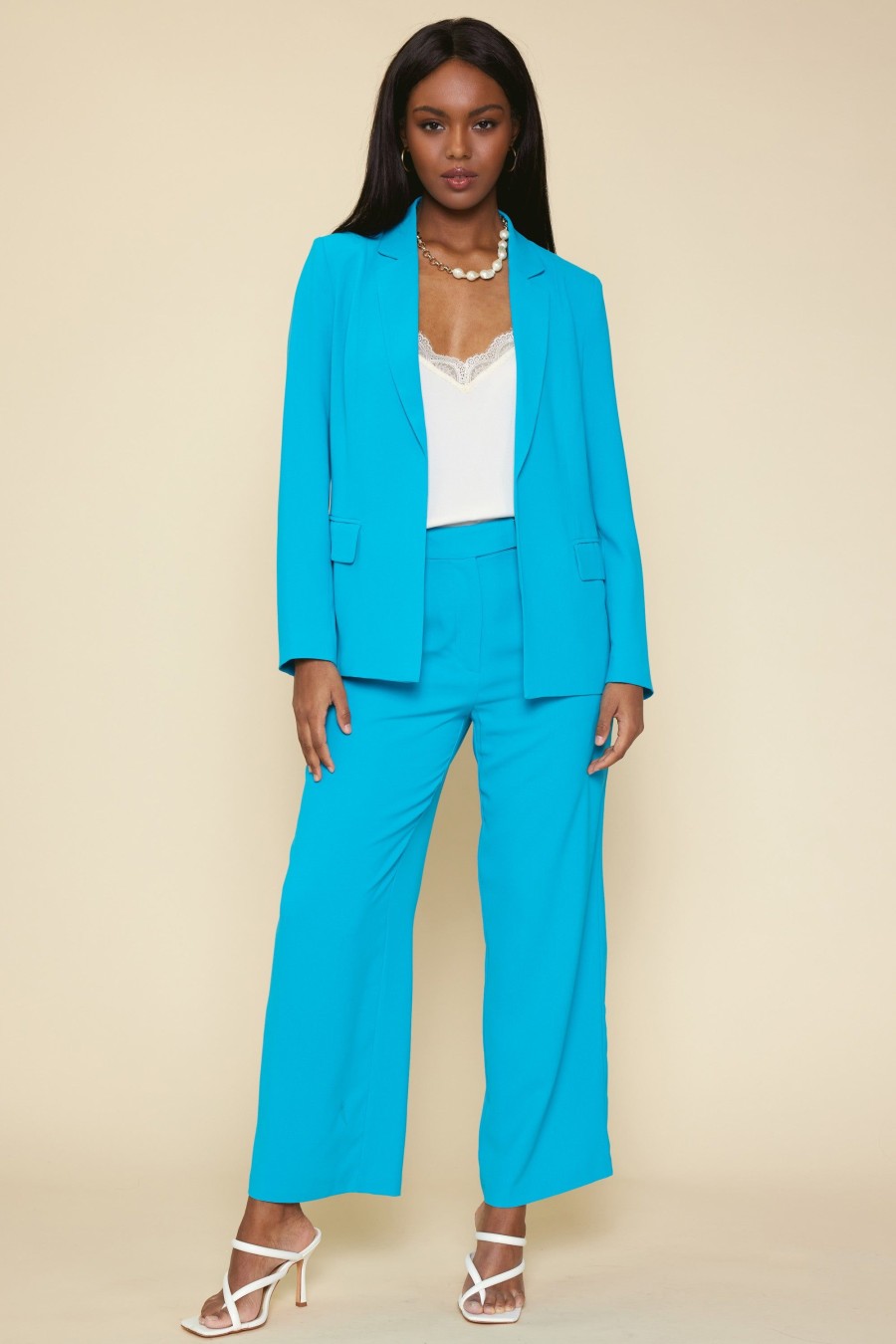 Women Skyes Are Blue Blazers | Welt Pocket Blazer