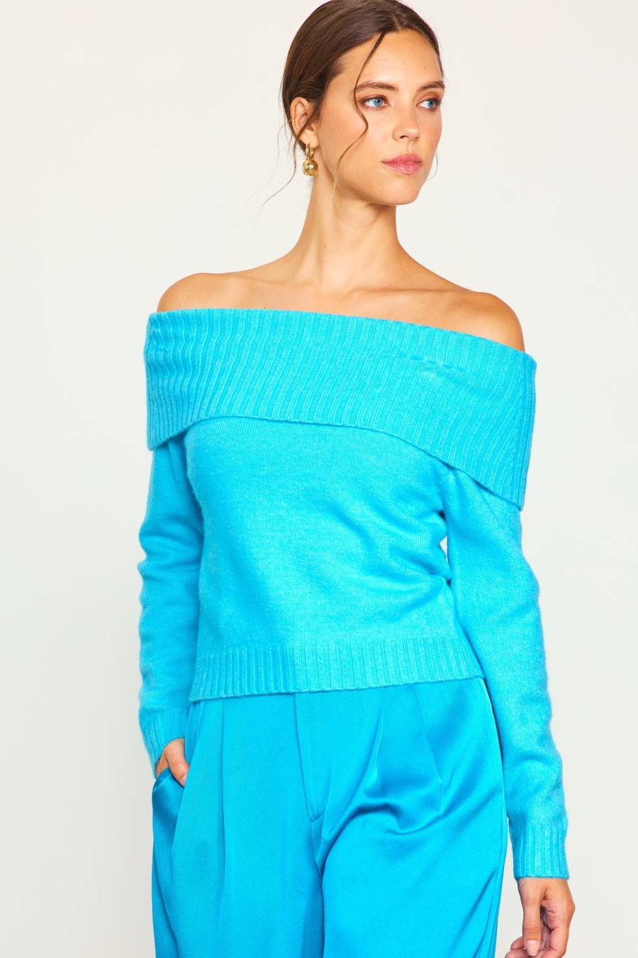 Women Skyes Are Blue Long Sleeve Tops | Off The Shoulder Sweater