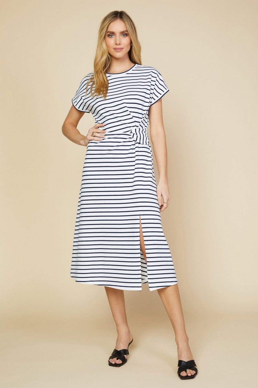 Women Skyes Are Blue Midi Dresses | Twist Detail Knit Dress